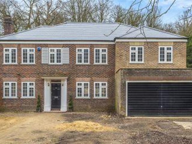 House for sale in Batchworth, Hertfordshire
