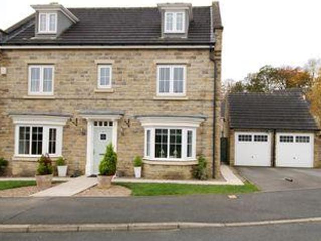 House for sale in Brighouse, West Yorkshire