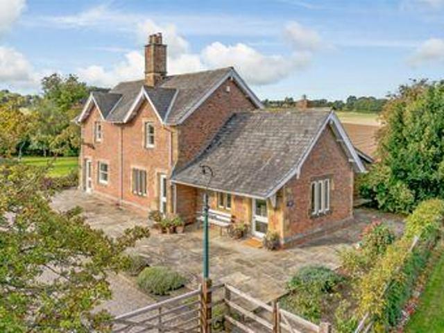 House for sale in Fishers Green, North Yorkshire