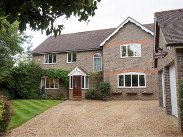 House for sale in Five Acres, Hertfordshire