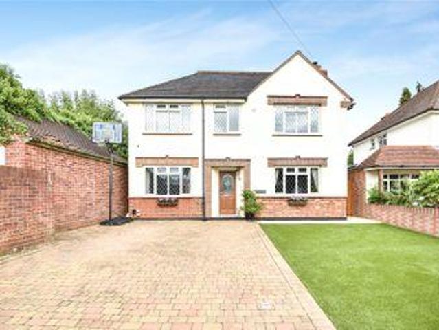 House for sale in Uxbridge, Greater London