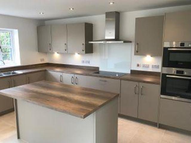 House for sale in Coalville, Leicestershire