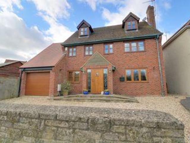House for sale in The Slade, Oxfordshire