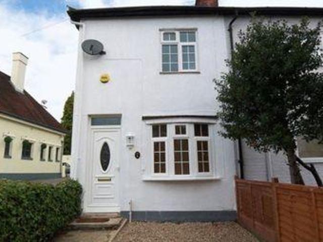 House for rent in Row Town, Surrey