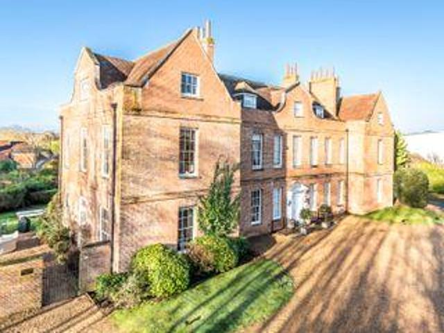 House for sale in Guildford, Surrey