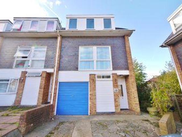 House for sale in Navestock Side