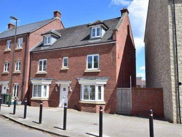 House for sale in Gloucester, Gloucestershire