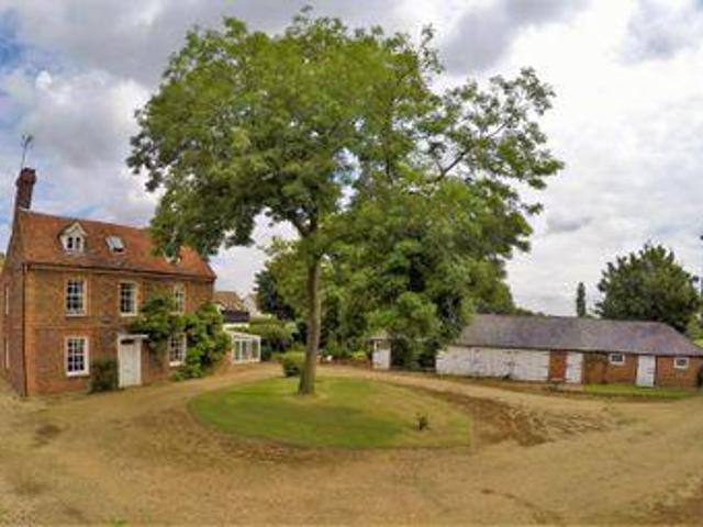 House for sale in Ware, East Hertfordshire