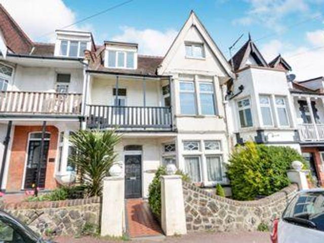 House for sale in Leigh-on-sea