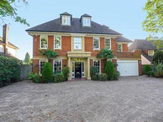 House for rent in Ashley Park, Surrey