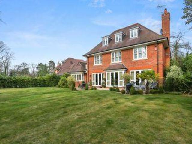 House for rent in Ashley Park, Surrey
