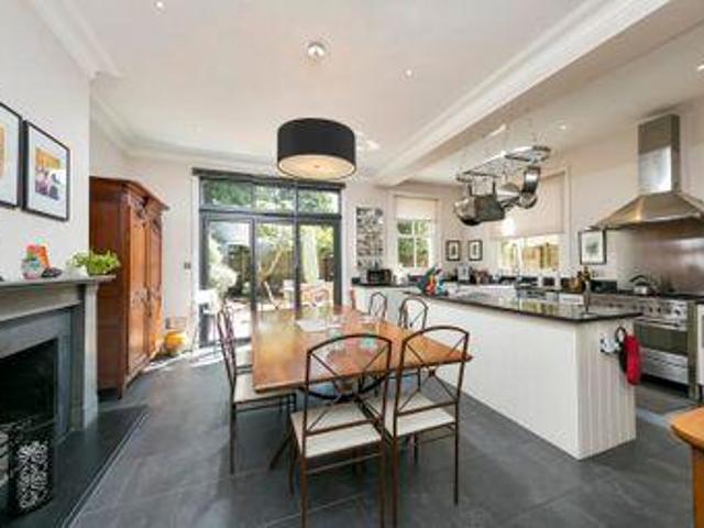 House for rent in Twickenham, Greater London