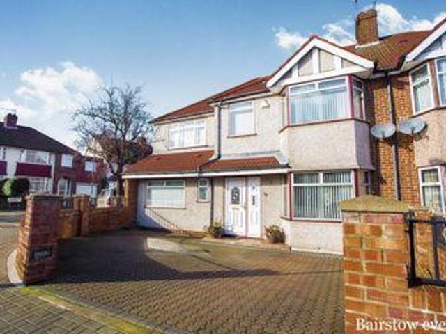 House for rent in Edgware, Greater London