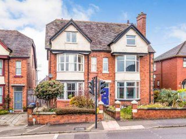 House for sale in Kingsley Moor, Staffordshire