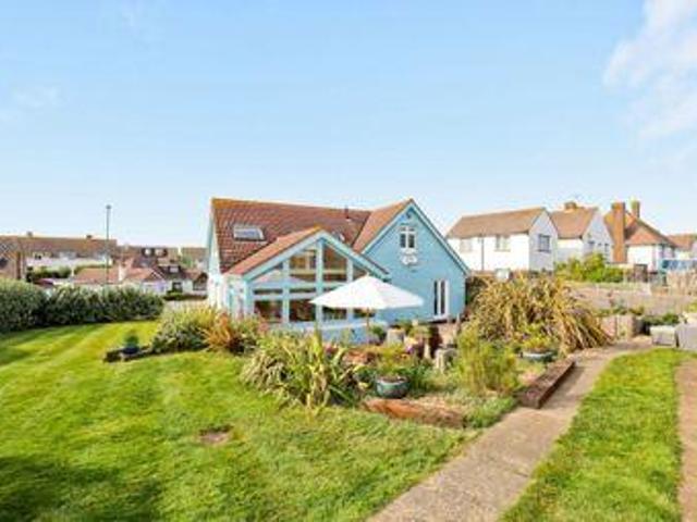 House for sale in Fishersgate, West Sussex