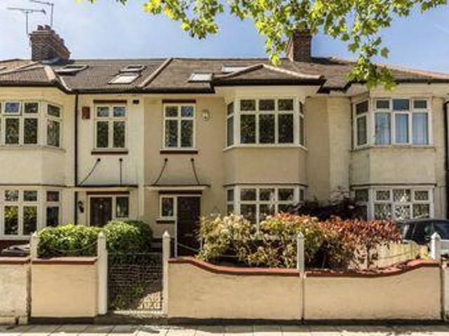 House for sale in Brentford End, Greater London