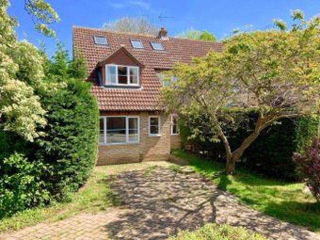 House for sale in Thatcham, West Berkshire