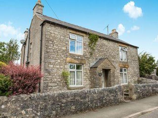 House for sale in Charlesworth, East Midlands