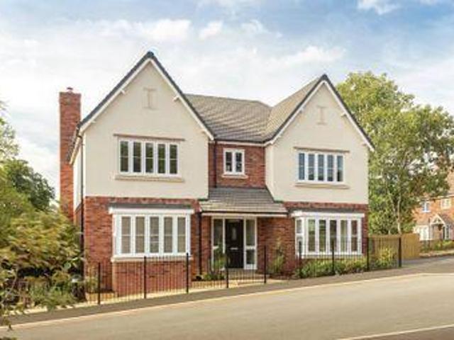 House for sale in Rugby, Warwickshire