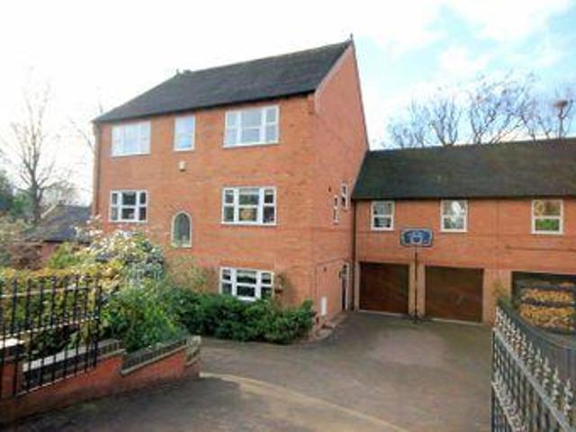 House for sale in Stoke-on-Trent