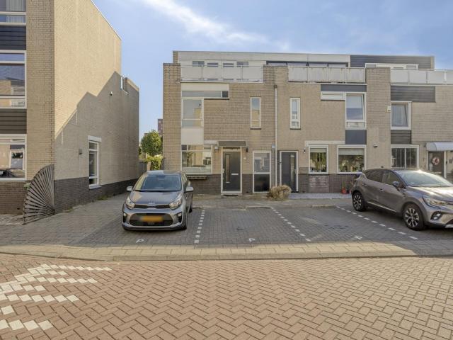 Woning te huur in Zaandam, Noord Holland