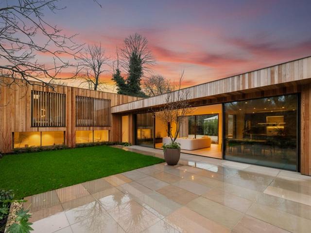 House for rent in Kidbrooke, Greater London