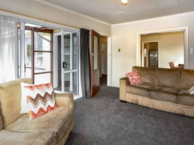 House for rent in Chaslands, Canterbury