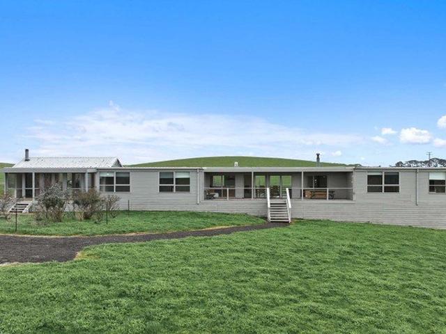 House for sale in Fish Creek, Victoria