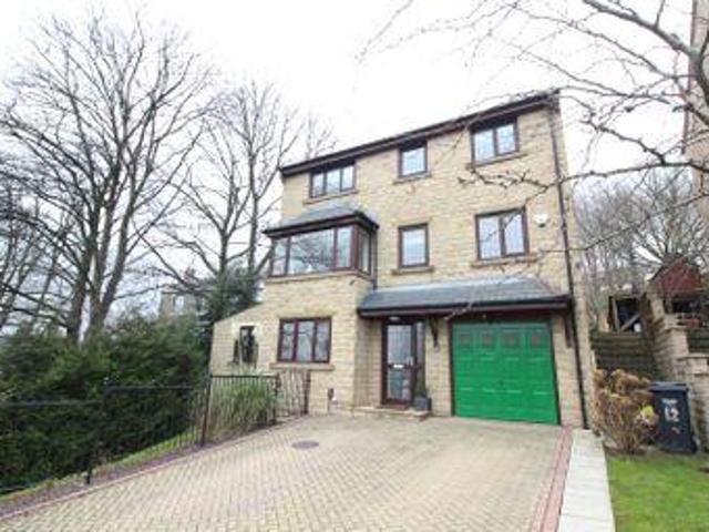 House for sale in Brighouse, West Yorkshire