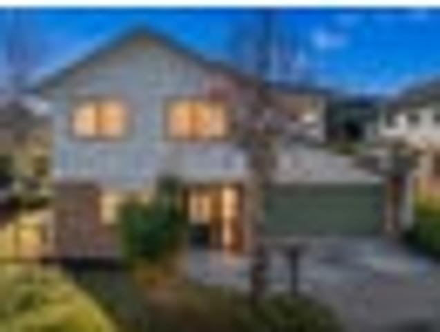 House for sale in Oratia