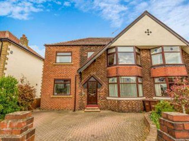 House for sale in Ossett, West Yorkshire