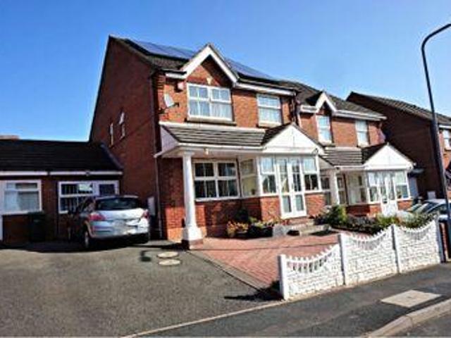 House for sale in Smethwick, West Midlands