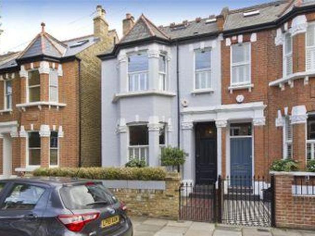 House for sale in Twickenham, Greater London