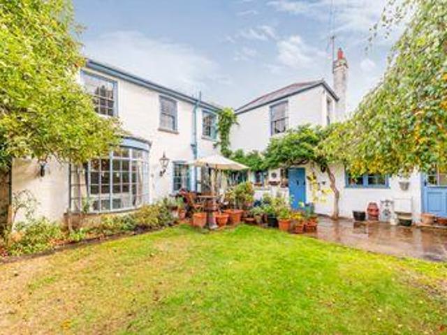House for sale in Row Town, Surrey