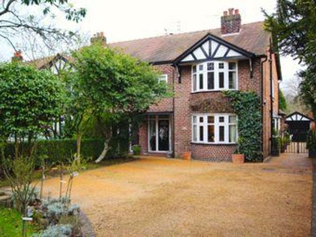 House for sale in Leftwich, Cheshire
