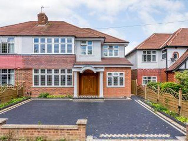 House for sale in Worcester Park, Greater London