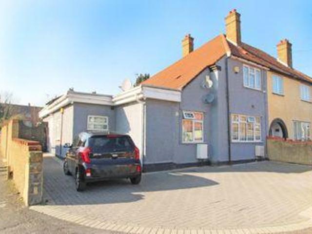 House for sale in Uxbridge, Greater London