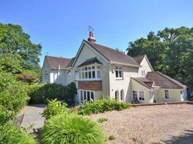 House for sale in Fole, Surrey