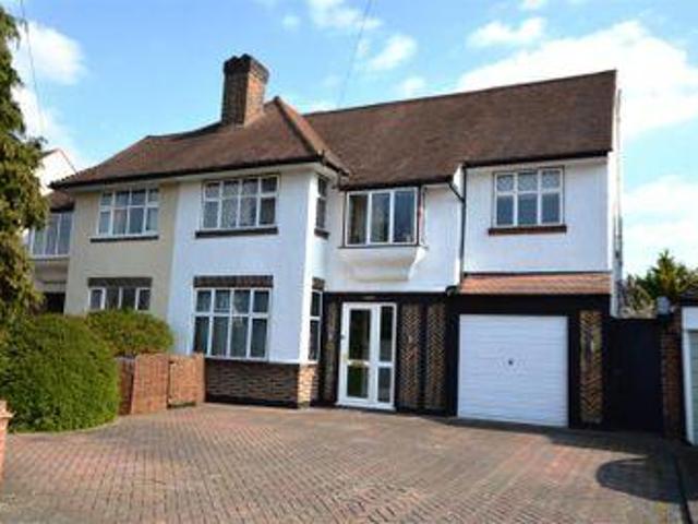 House for sale in Worcester Park, Greater London