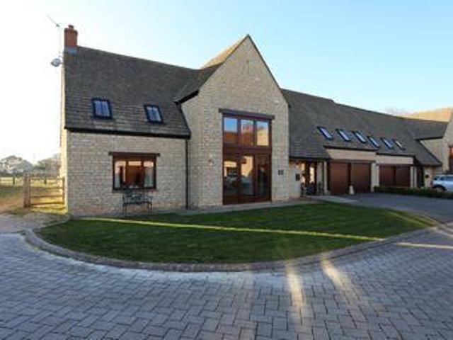 House for sale in Evershot, Oxfordshire