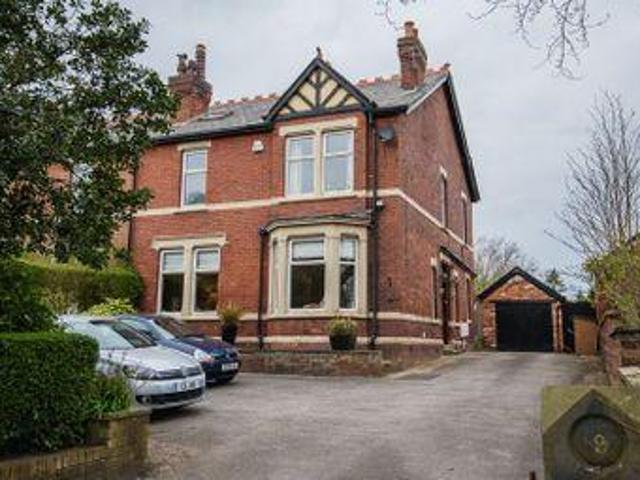 House for sale in Roby Mill, Lancashire
