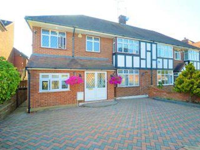 House for sale in Chigwell, Epping