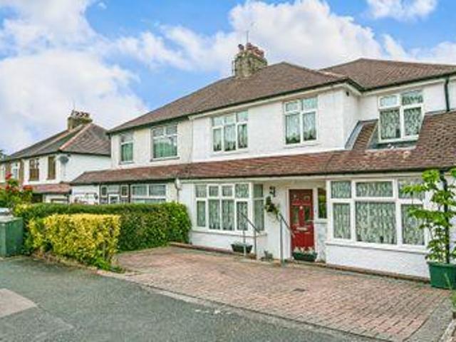 House for sale in Hillview, Surrey