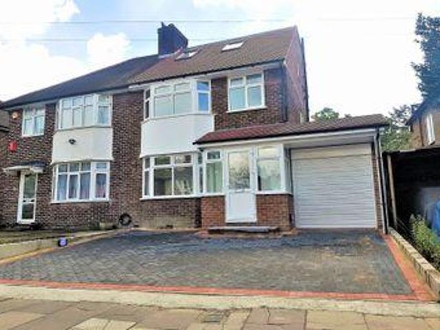 House for sale in Edgware, Greater London