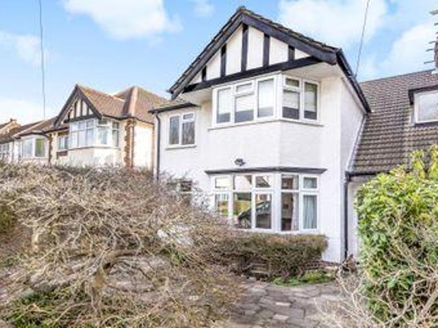 House for sale in Little Stanmore, Greater London
