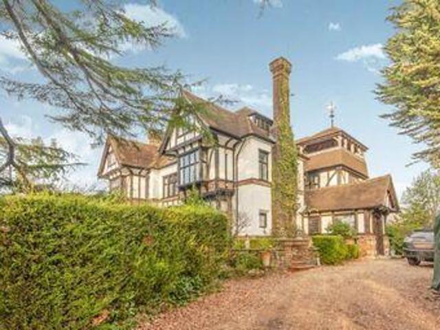 House for sale in Horsham, West Sussex