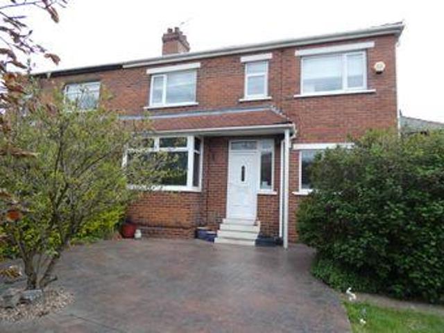 House for sale in Mirfield, West Yorkshire
