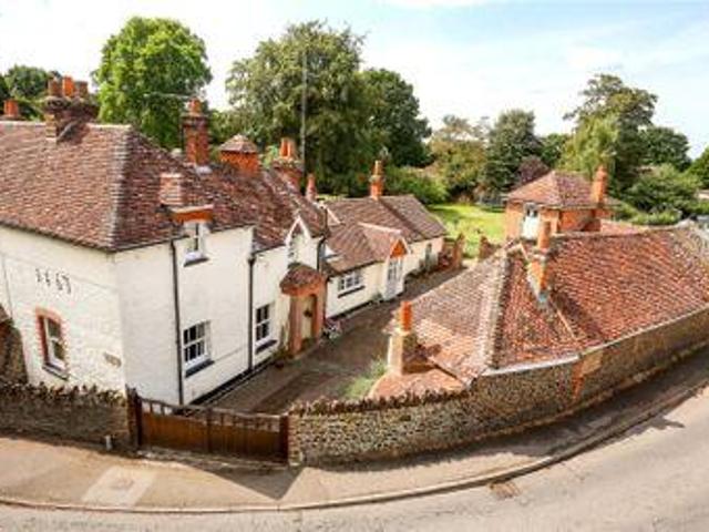House for sale in Fole, Surrey