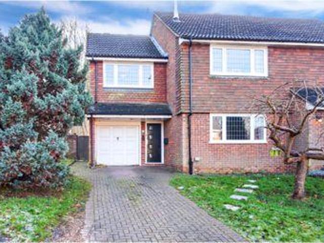 House for sale in Chatham Docks, Chatham