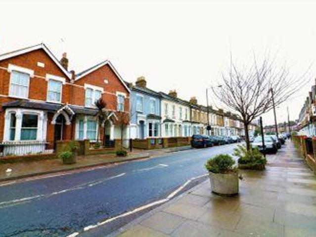 House for rent in Lyons, Greater London